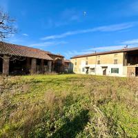 Rif. 329 cascinale con terreno a cantalupo