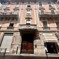 Rif. C19 ALLOGGIO CON AUTONOMO IN PALAZZINA STORICA ZONA CENTRALE